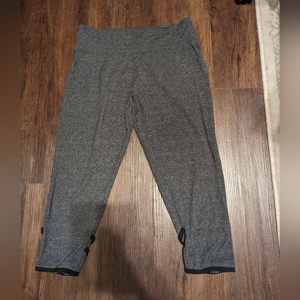 Victoria's secret Capri workout leggings